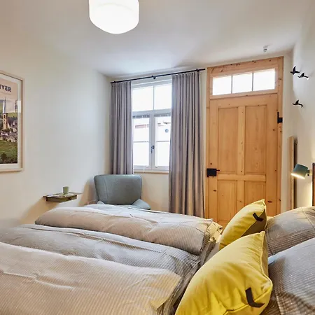 Winzerhaus 1658 - Ferienwohnung Und Apartments Zeltingen-Rachtig Eksteriør billede