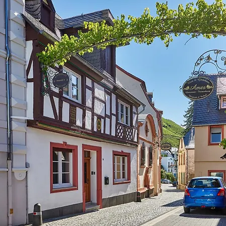 Winzerhaus 1658 - Ferienwohnung Und Apartments Zeltingen-Rachtig Eksteriør billede